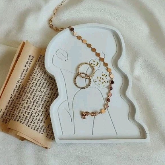 Coaster aesthetik SENIORITA