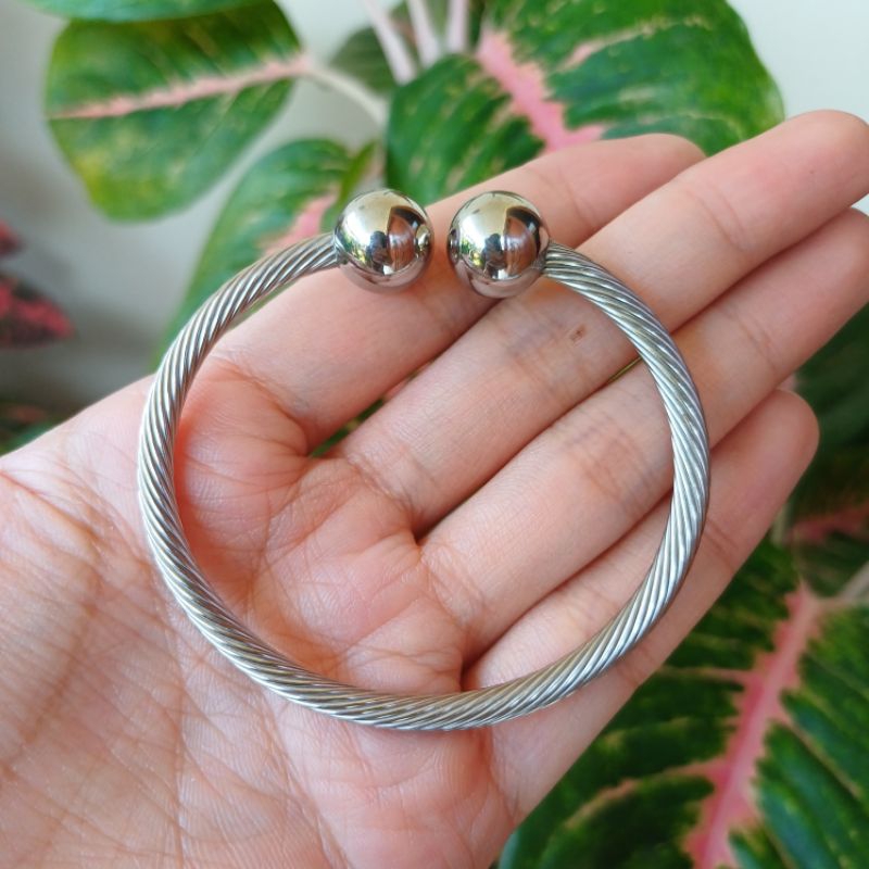 GELANG TITANIUM 1 (PRELOVED)