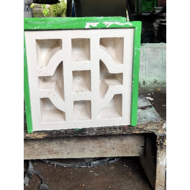 cetakan loster minimalis