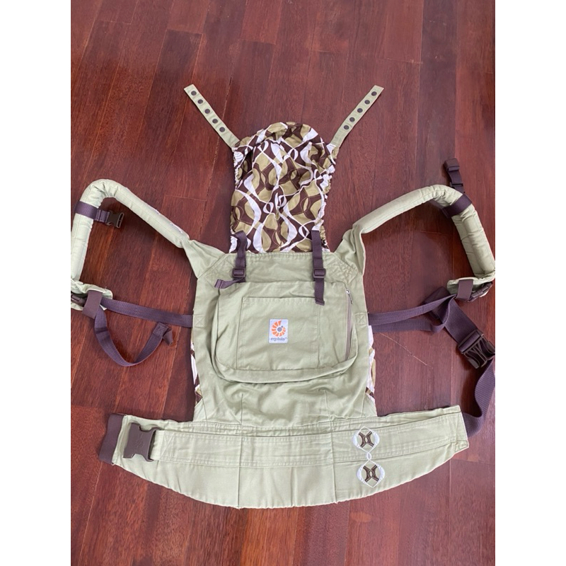 Ergobaby carrier preloved excellent