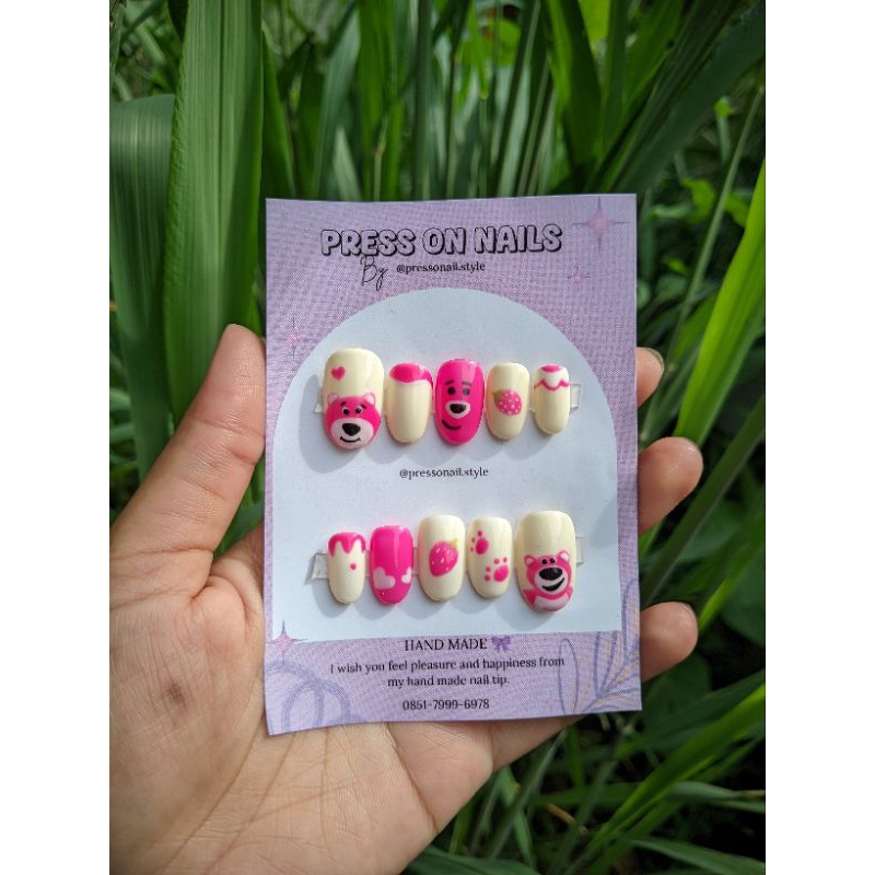 Press On Nails Lotso Desain