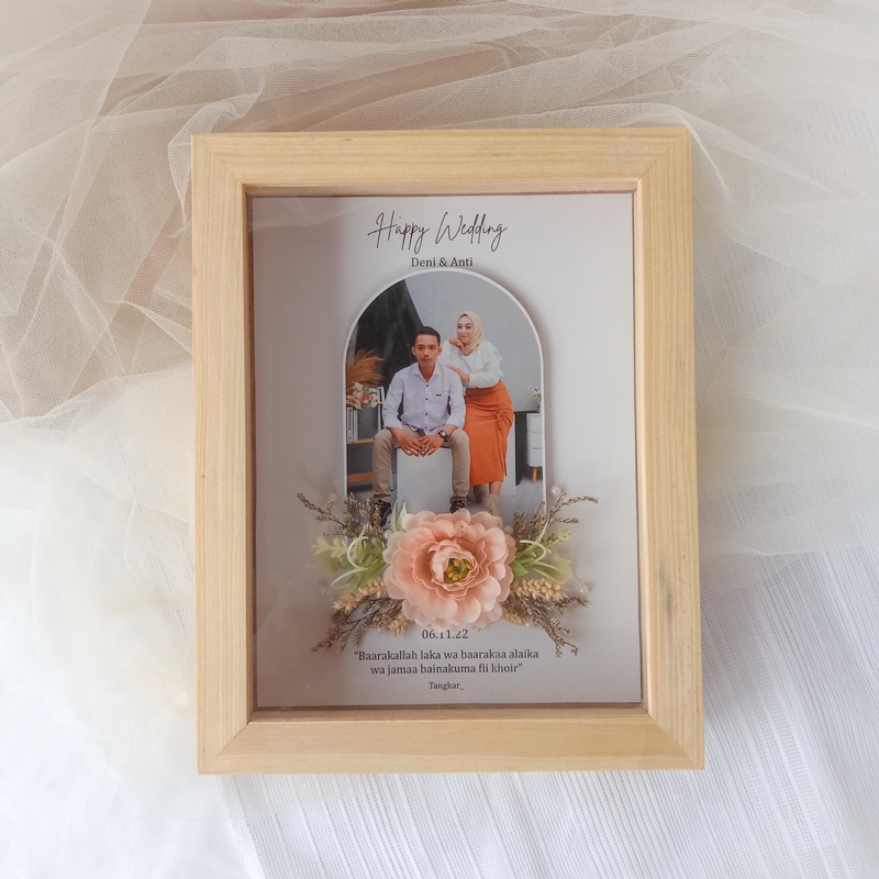 Gift Frame