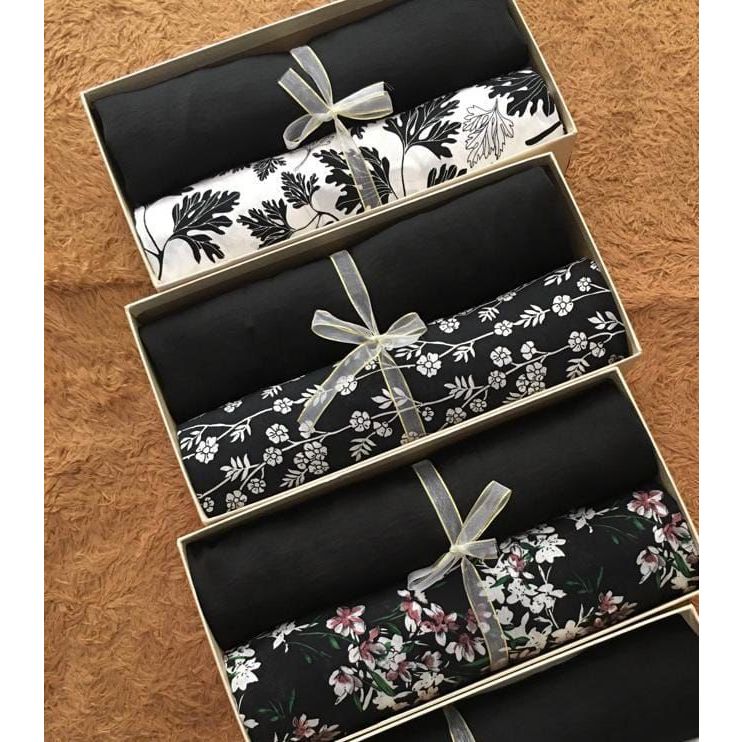 SERIES BLACK