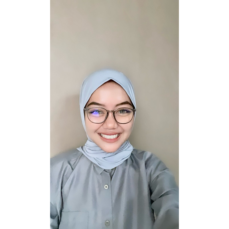 Hijab segitiga instan Liyana