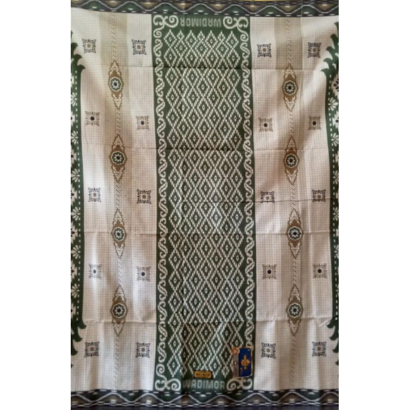 Sarung Wadimor