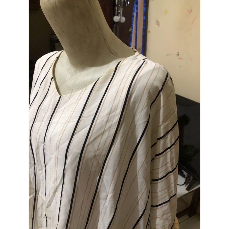BLOUSE GARIS GARIS