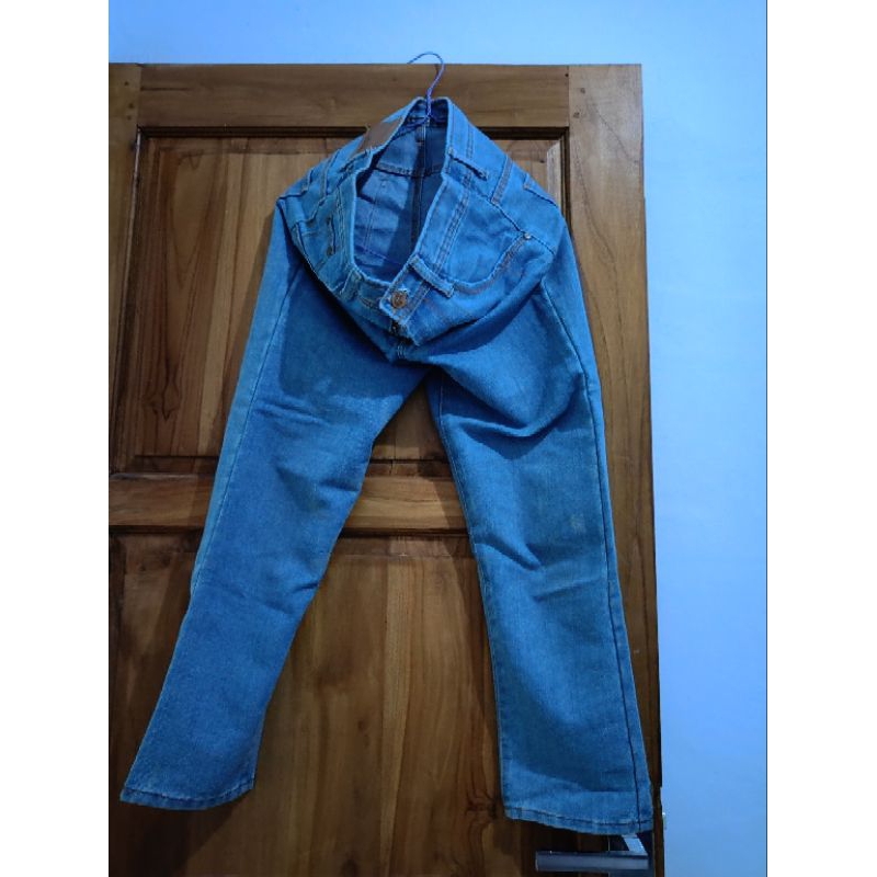 jeans