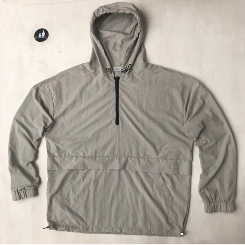 jaket max
