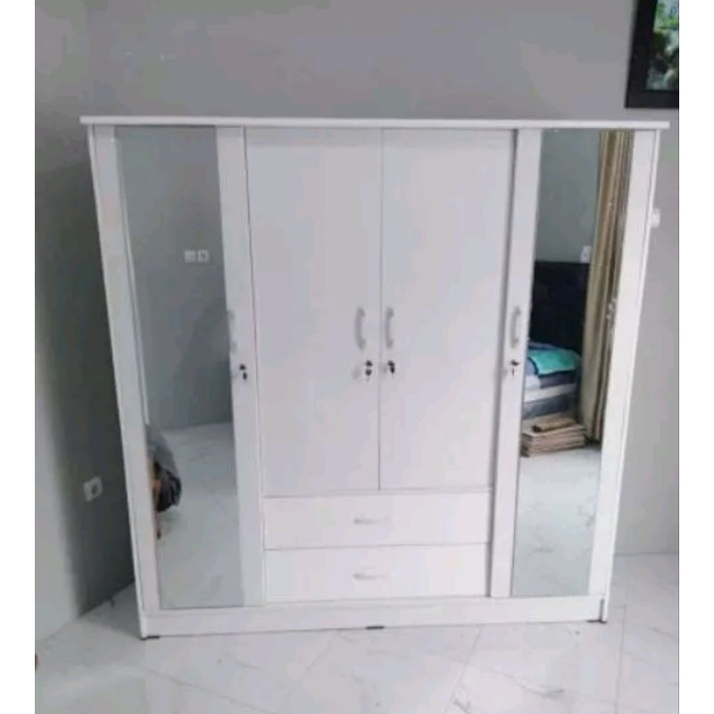 lemari baju 4 pintu