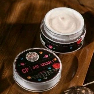 CREAM PAGI PEMULA DEEVA