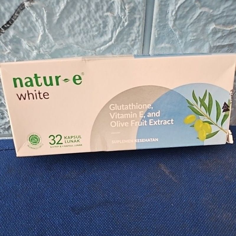 natur e white
