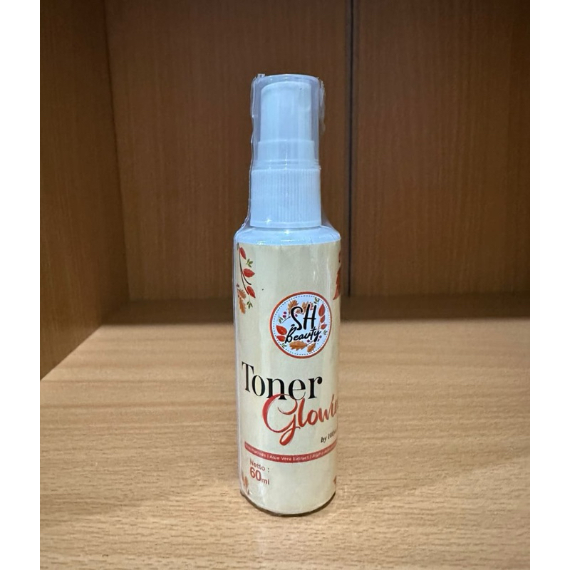 TONER GLOWING HYLYA AJENG