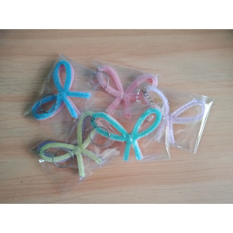 gantungan kunci pipecleaner