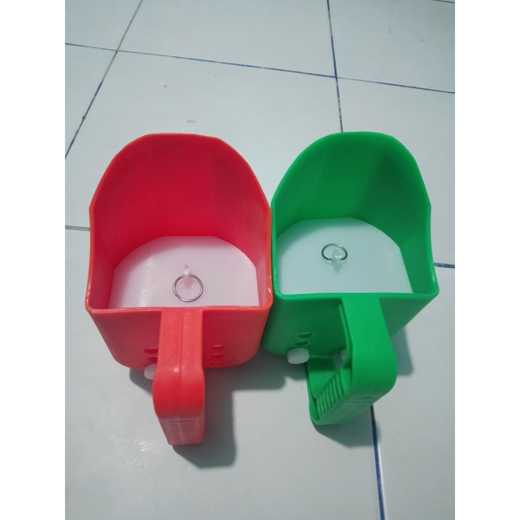 tempat penabur pupuk