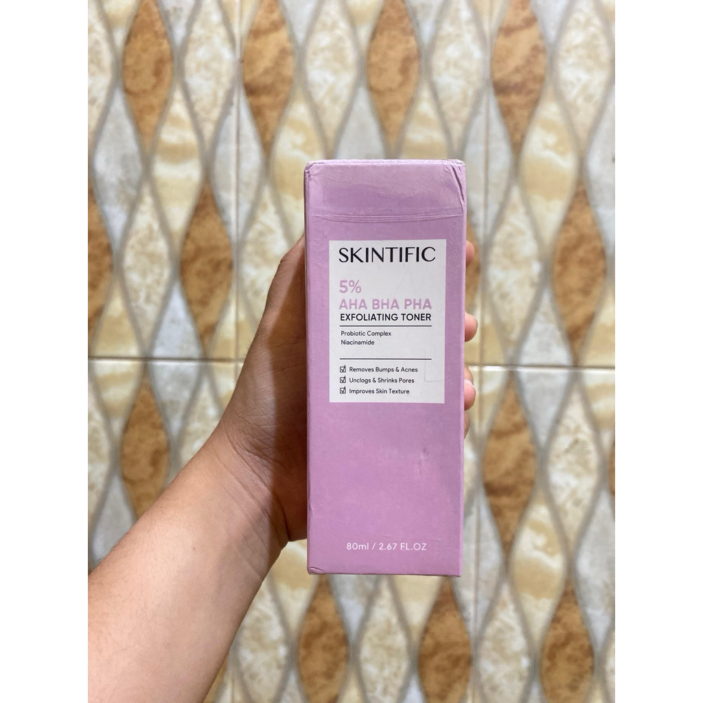 Exfoloating toner Skintific