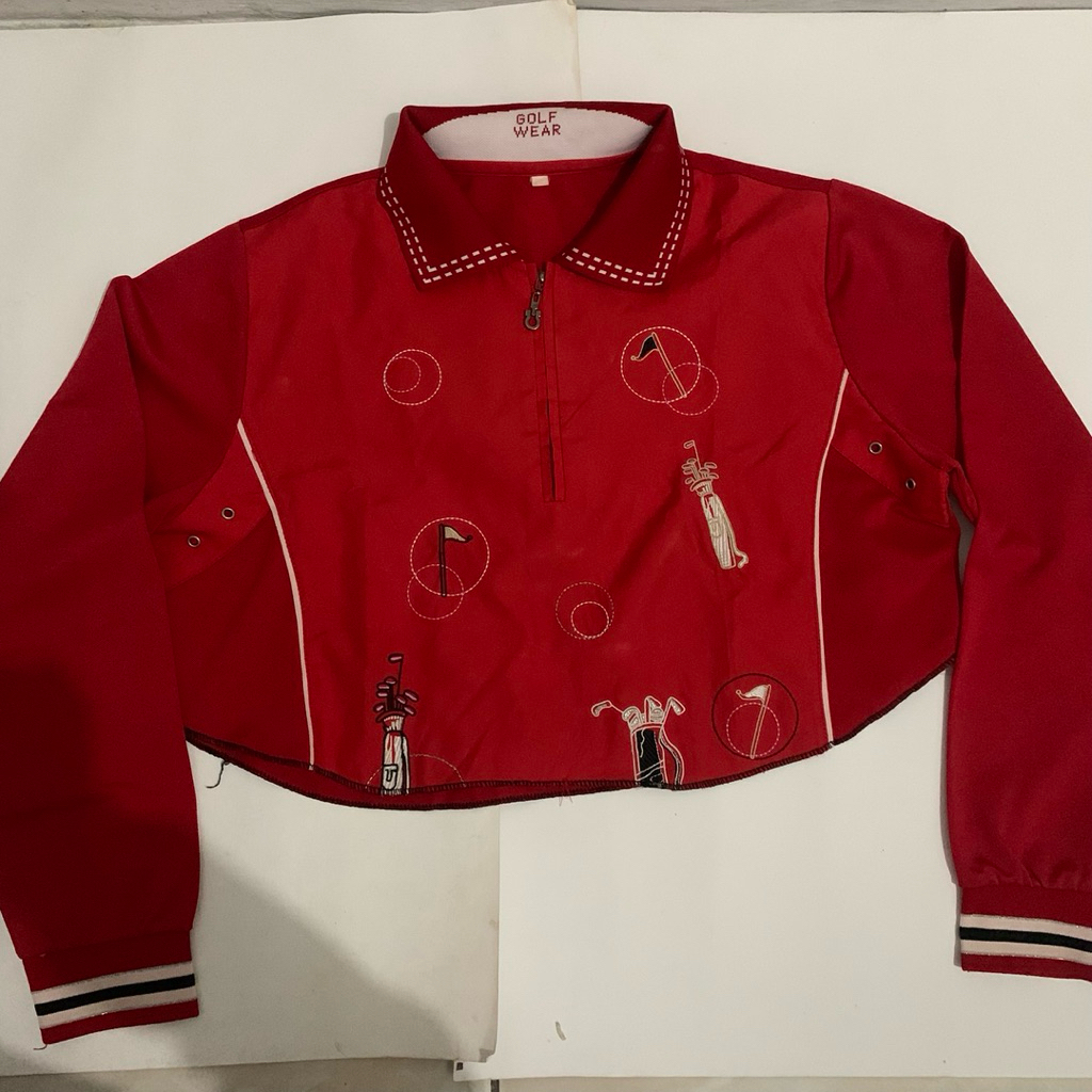 Red Jacket Golf Crop