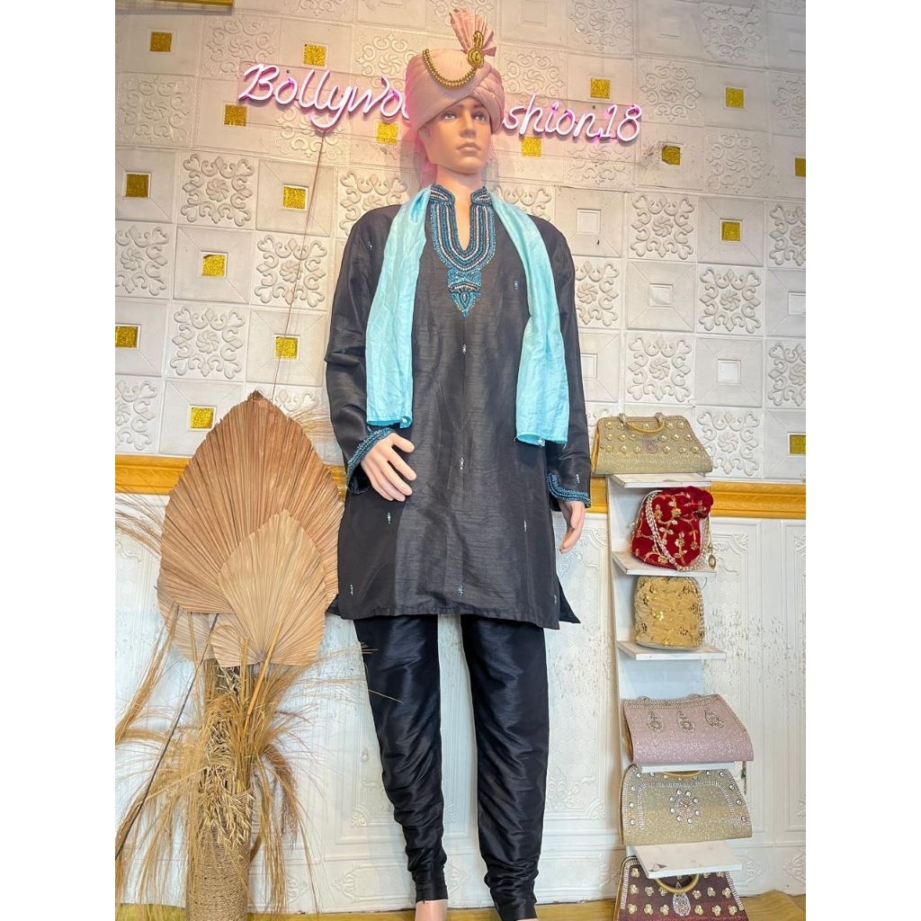 kurta hitam set bordir