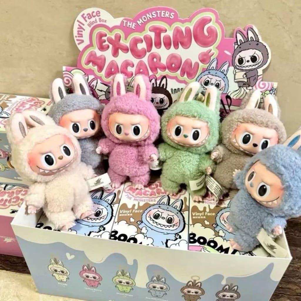 Boneka Labubu Dalam Box
