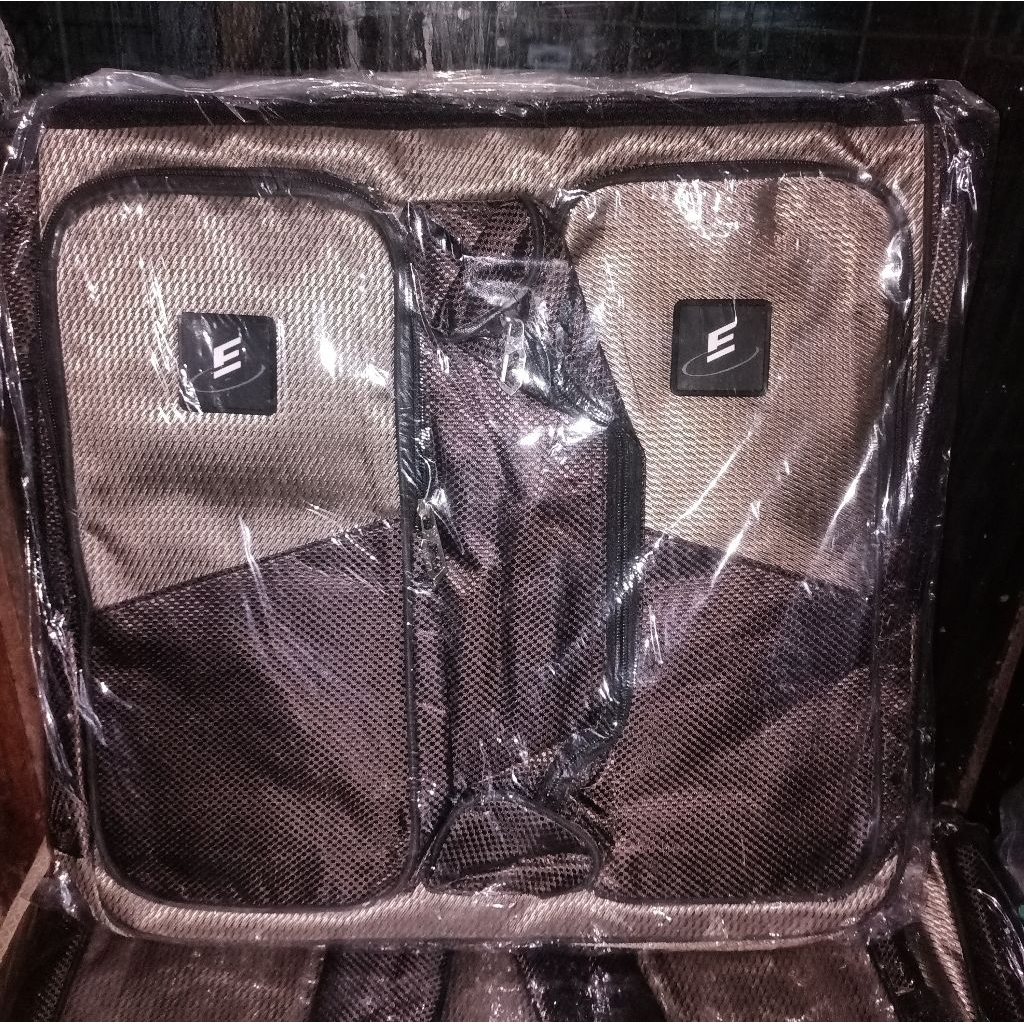 tas layangan elvana