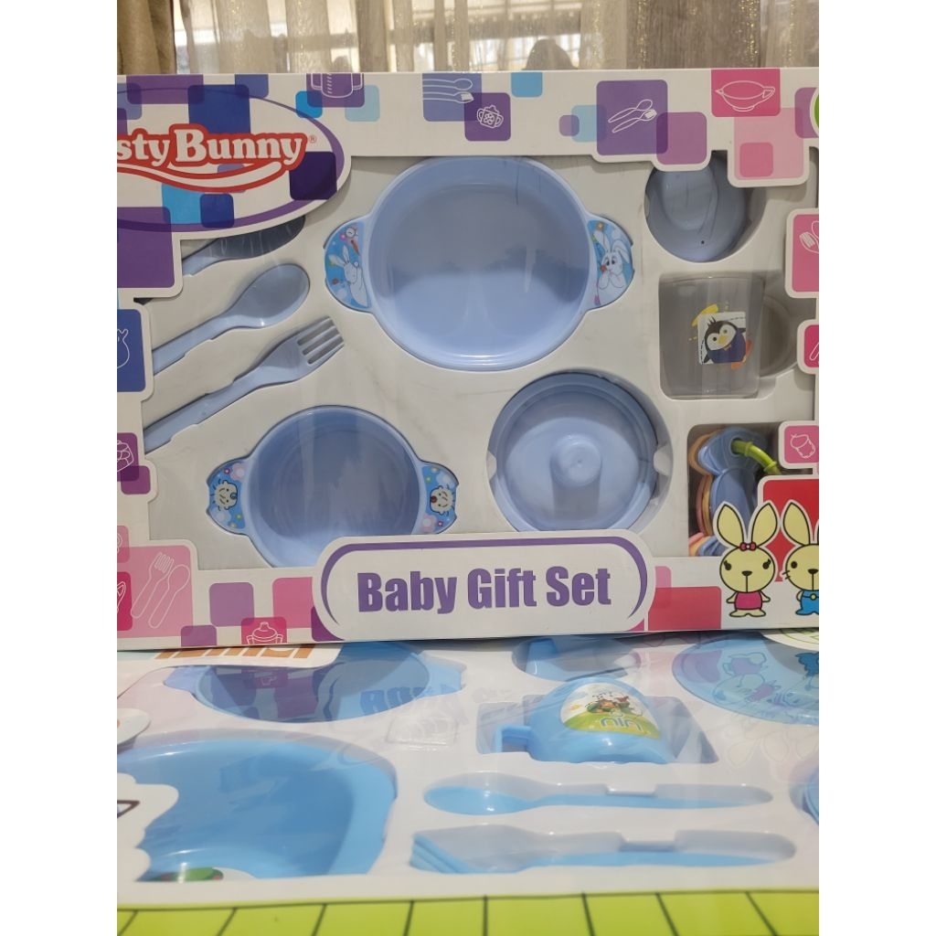 SOLD--------Set makan baby