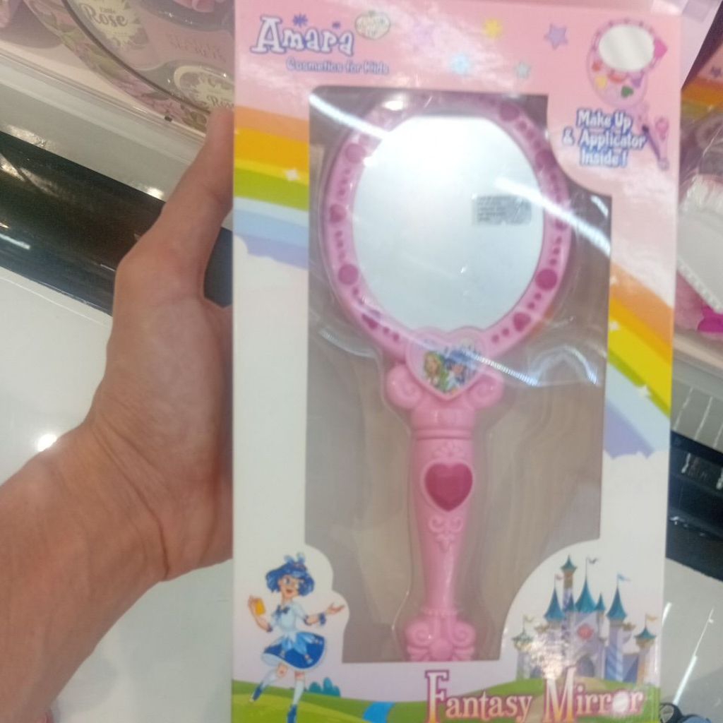 Amara Fantasy Mirror