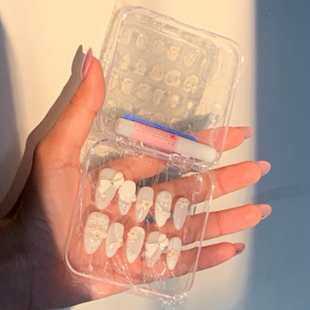 Press on Nails for Wedding Nails