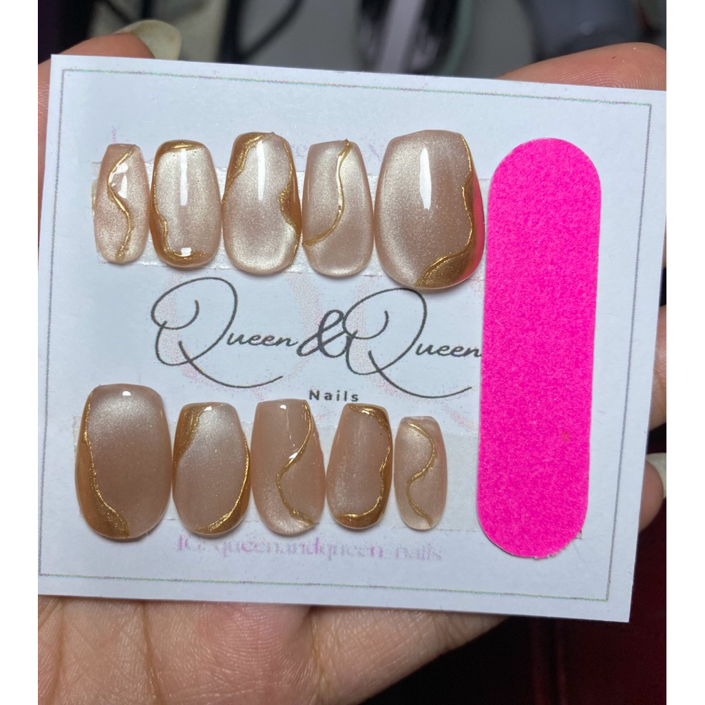 Queen&QueenNails/Press on Nails cat eye 3d chrome
