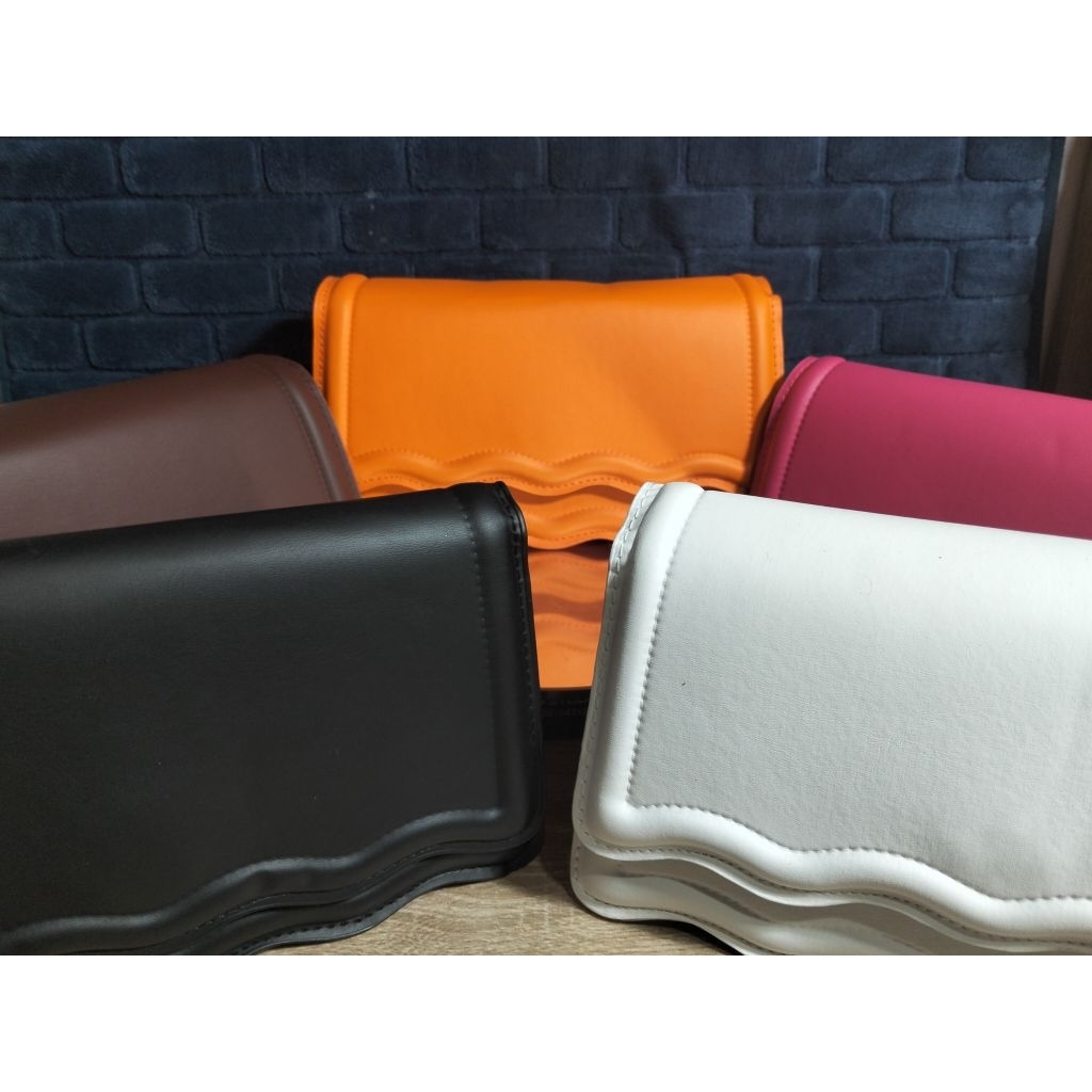 TAS SELEMPANG ELEGANT 3086