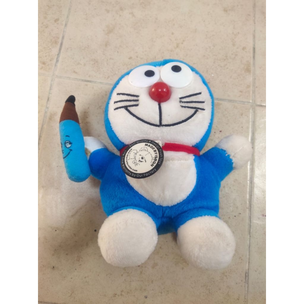 Boneka Doraemon Pensil