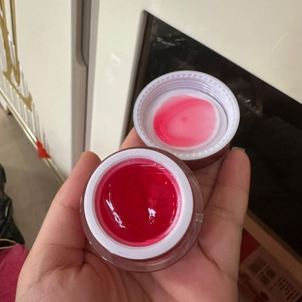 GLOWING RED JELLY BOOSTER