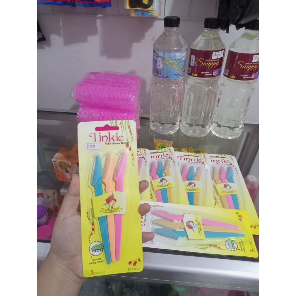 pisau cukur alis