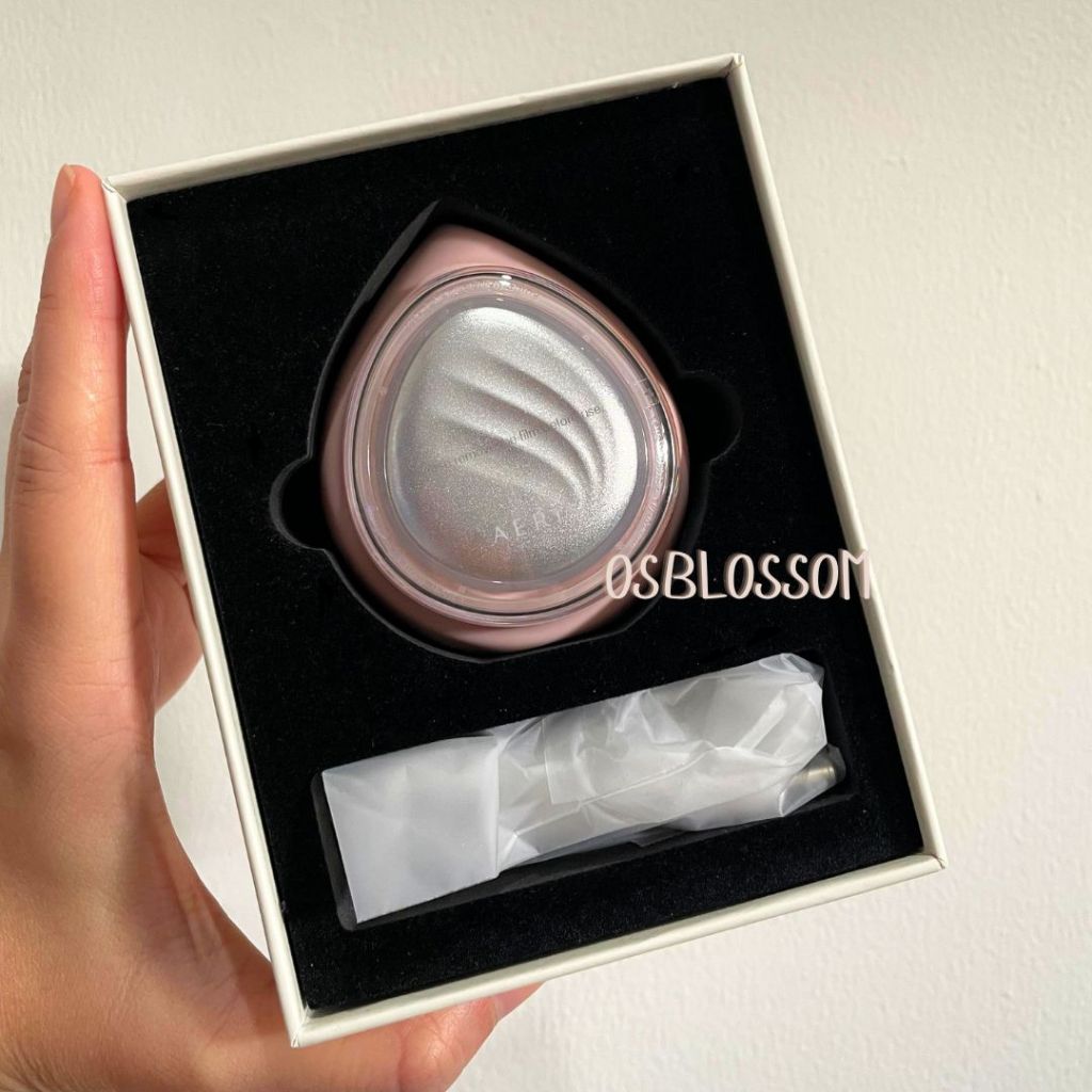 AERIS BEAUTE Smart Photon Light Therapy Device Preloved