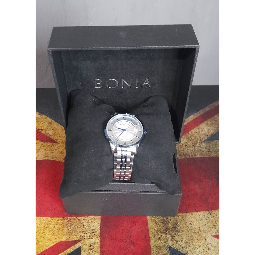 JAM TANGAN WANITA