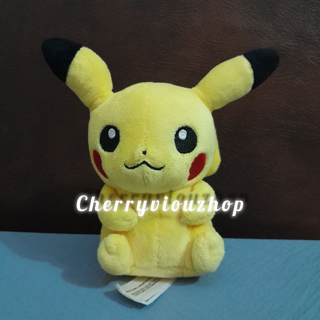 Boneka Pokemon Fit Pikachu