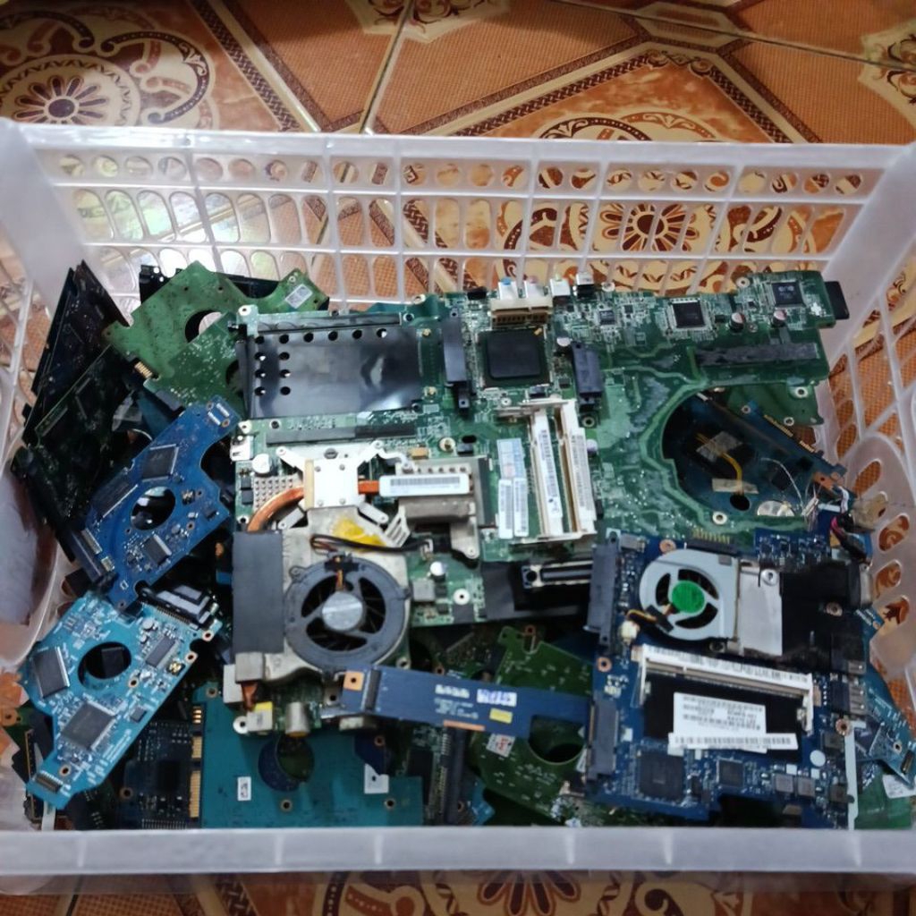 hardisk laptop dan komputer