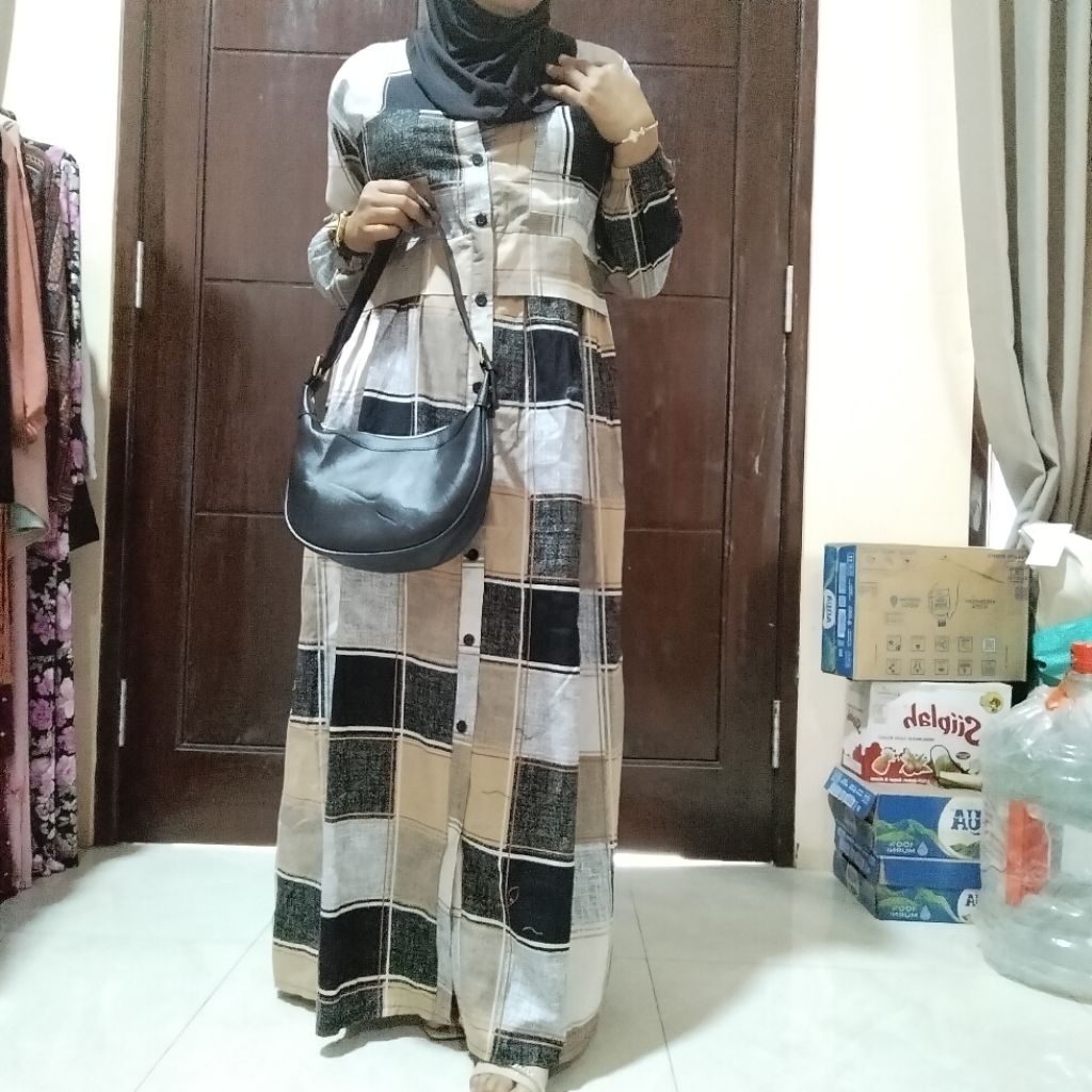 Gamis dan midi Triset katun