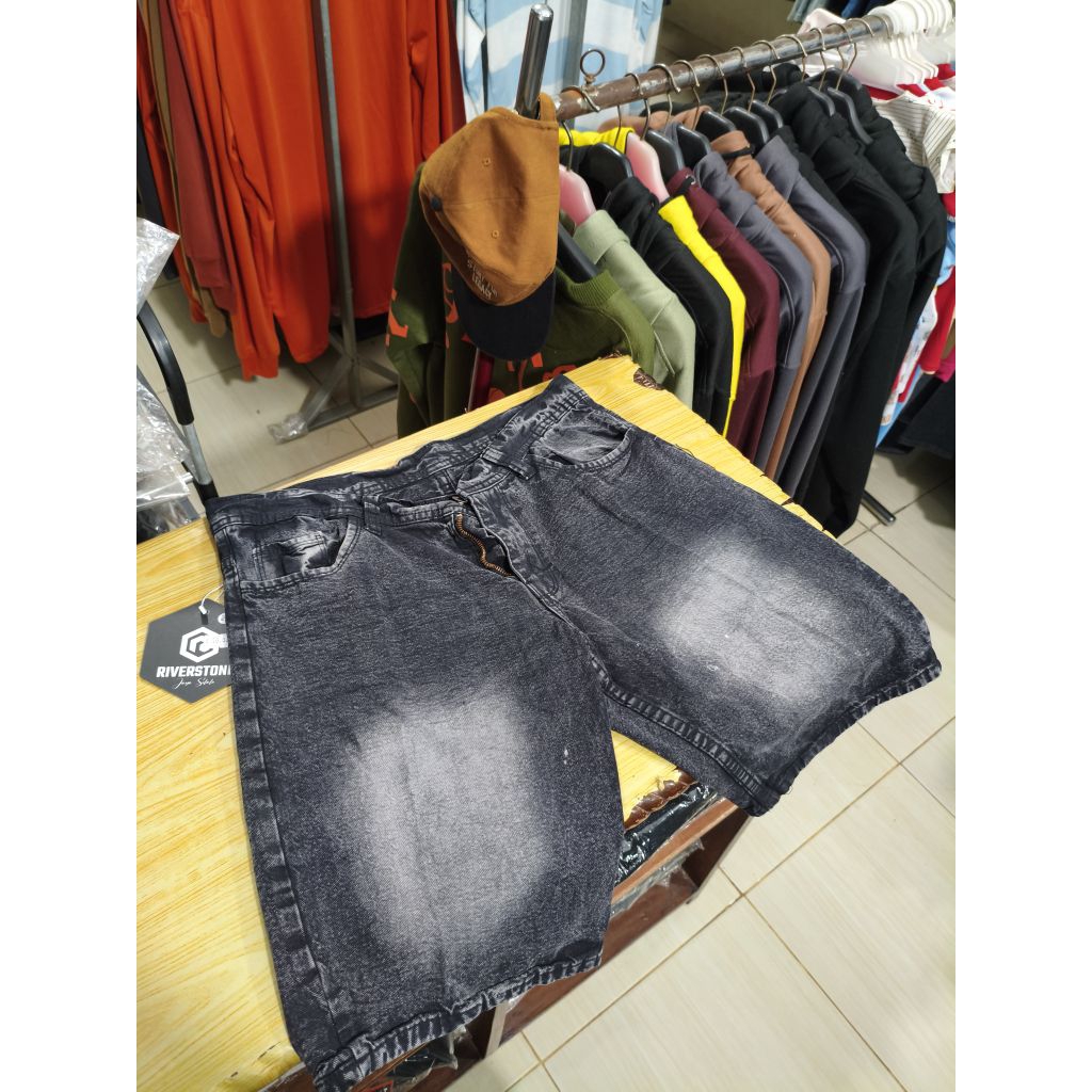 Celana Jeans Pendek Ringkel Riverstone