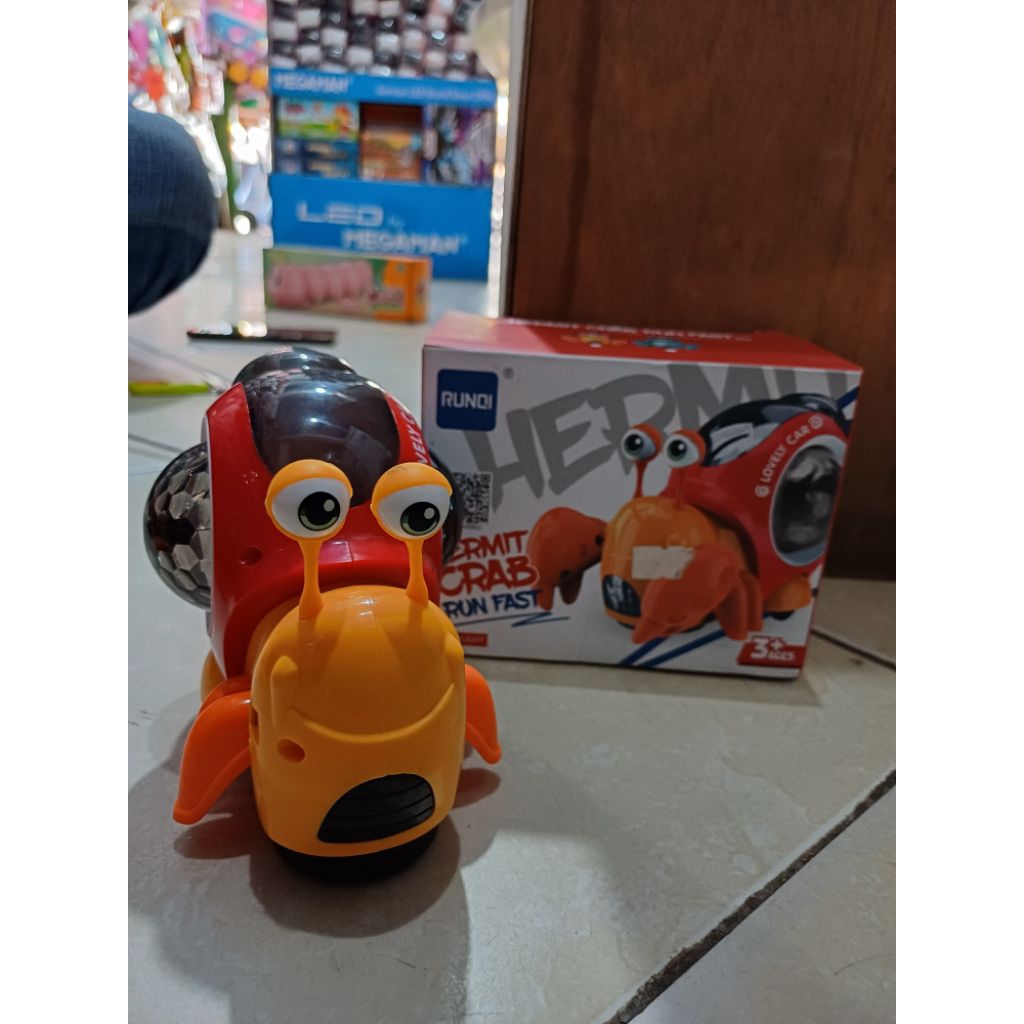mainan crab baterai