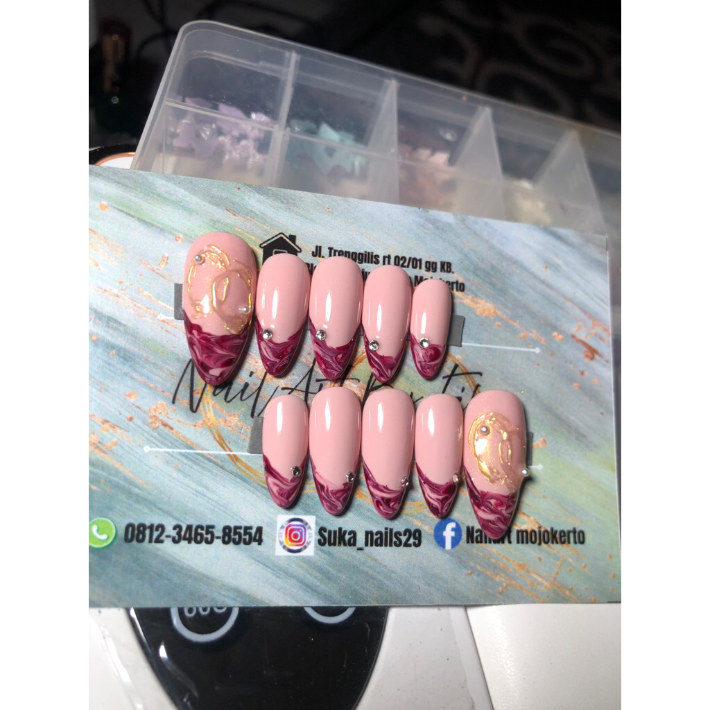 PressOnNails