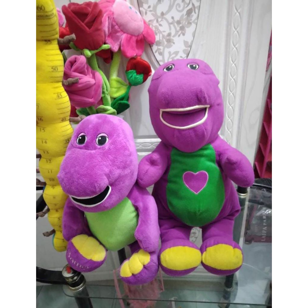 2 Boneka Barney