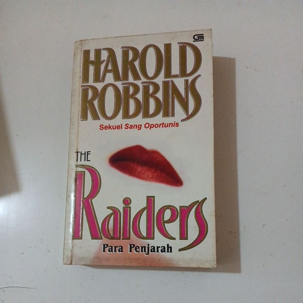 Harold Robbins the Raiders