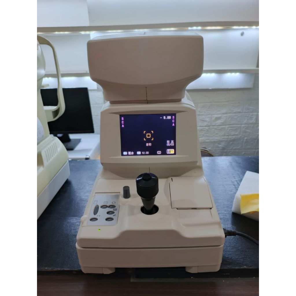 Second Auto Refractometer FR8900