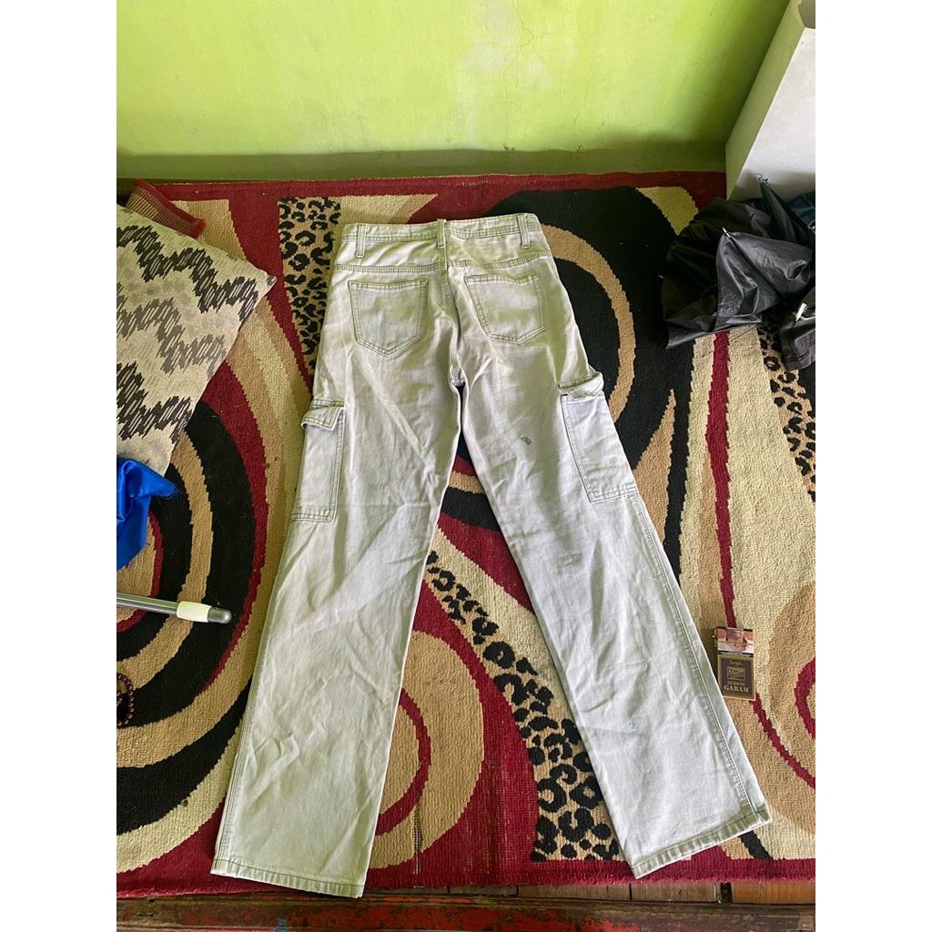 cargo jeans