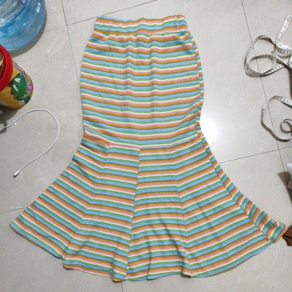 rok rajut duyung