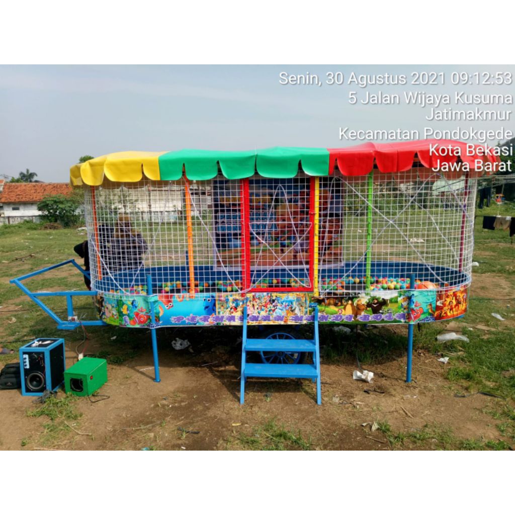 mandi bola gerobak