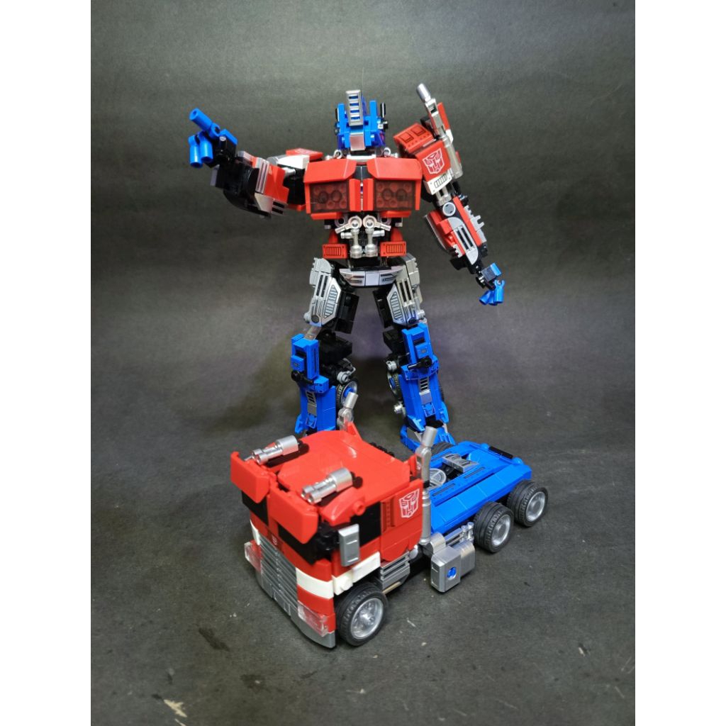 brick/lego transformers Optimus prime set