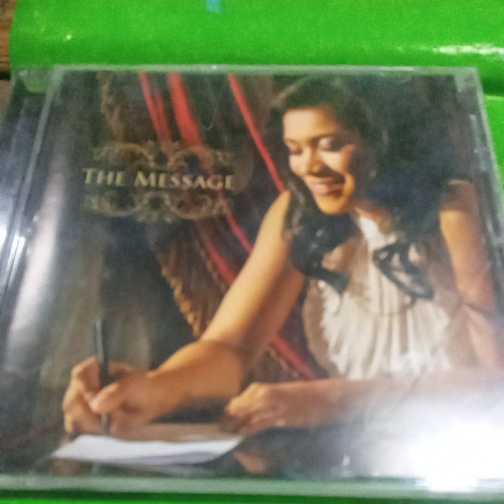 CD AUDIO THE MESSAGE C-166