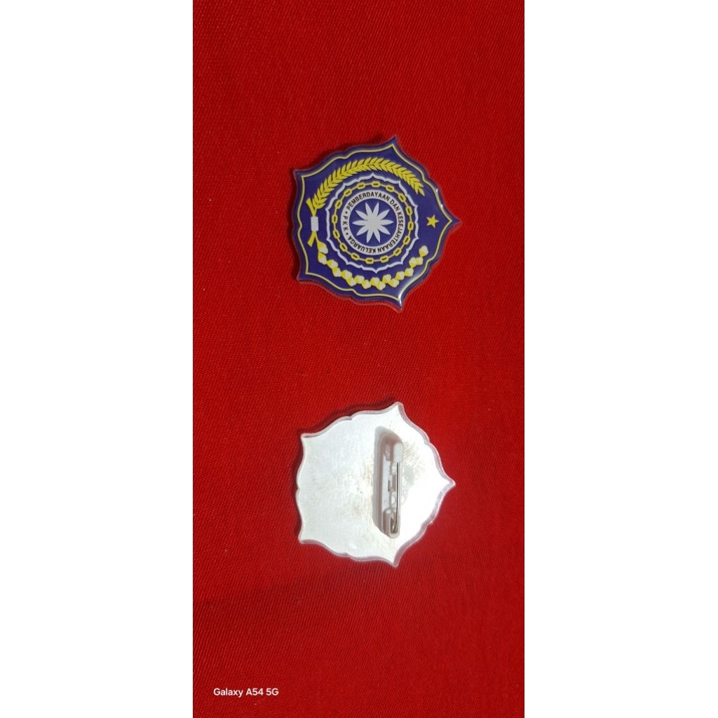 pin PKK peniti