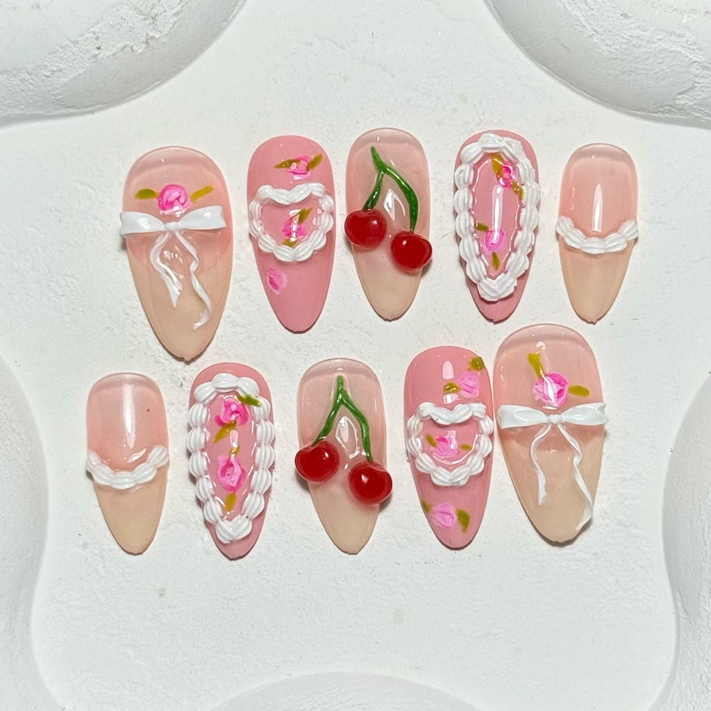 Vintage Cake Press On Nails