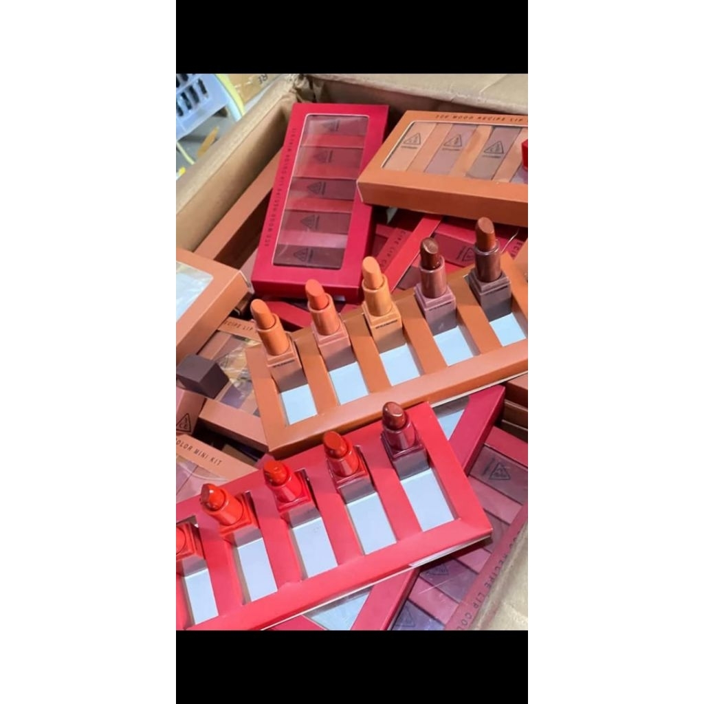 LIPSTIK